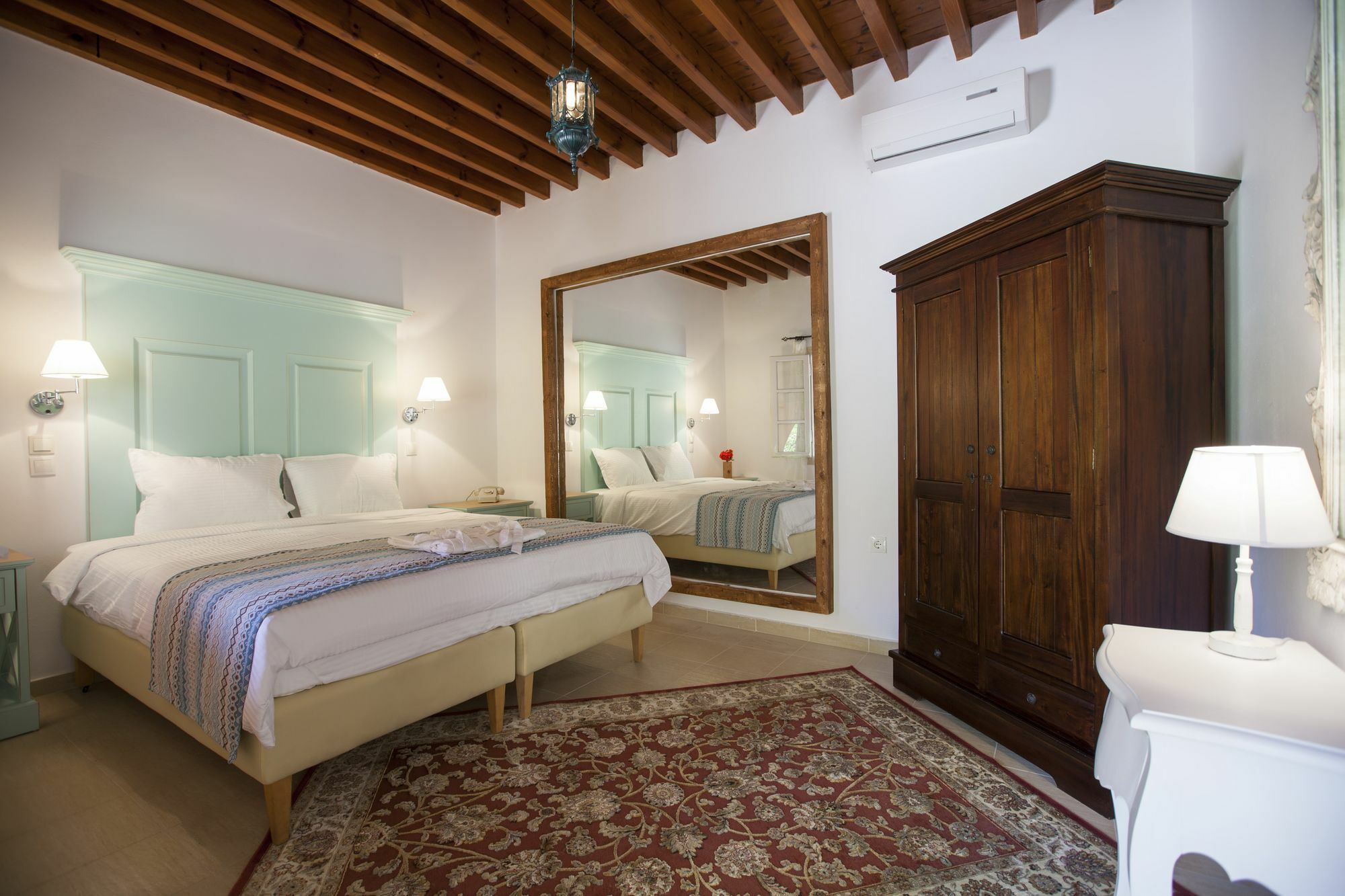 Saint Artemios Hotel And Oriental Suites Rhodes City Екстериор снимка
