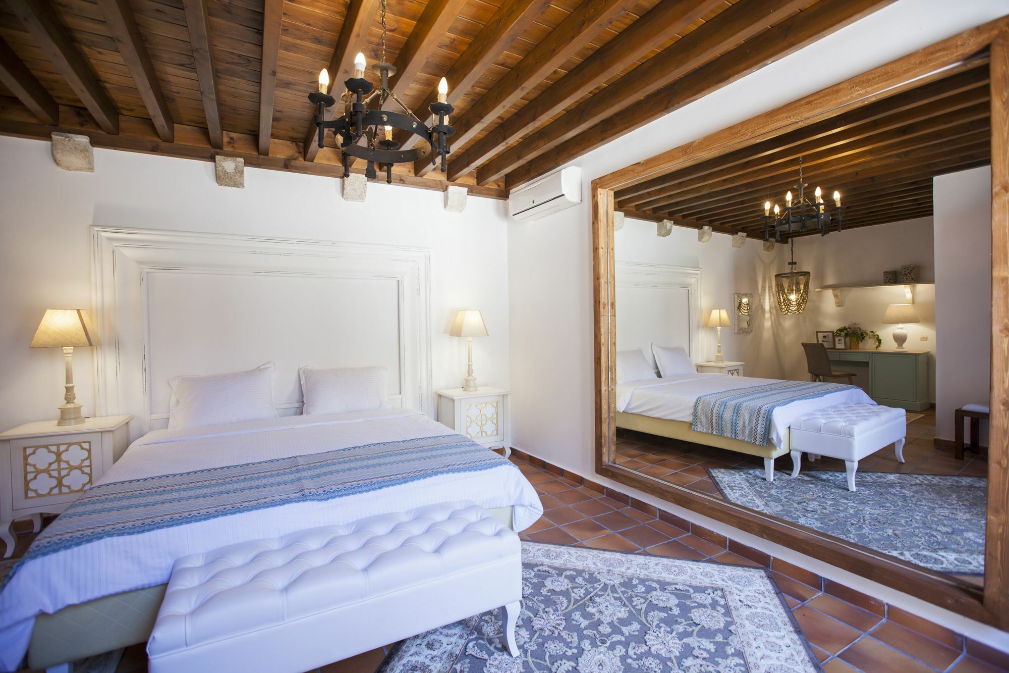 Saint Artemios Hotel And Oriental Suites Rhodes City Екстериор снимка