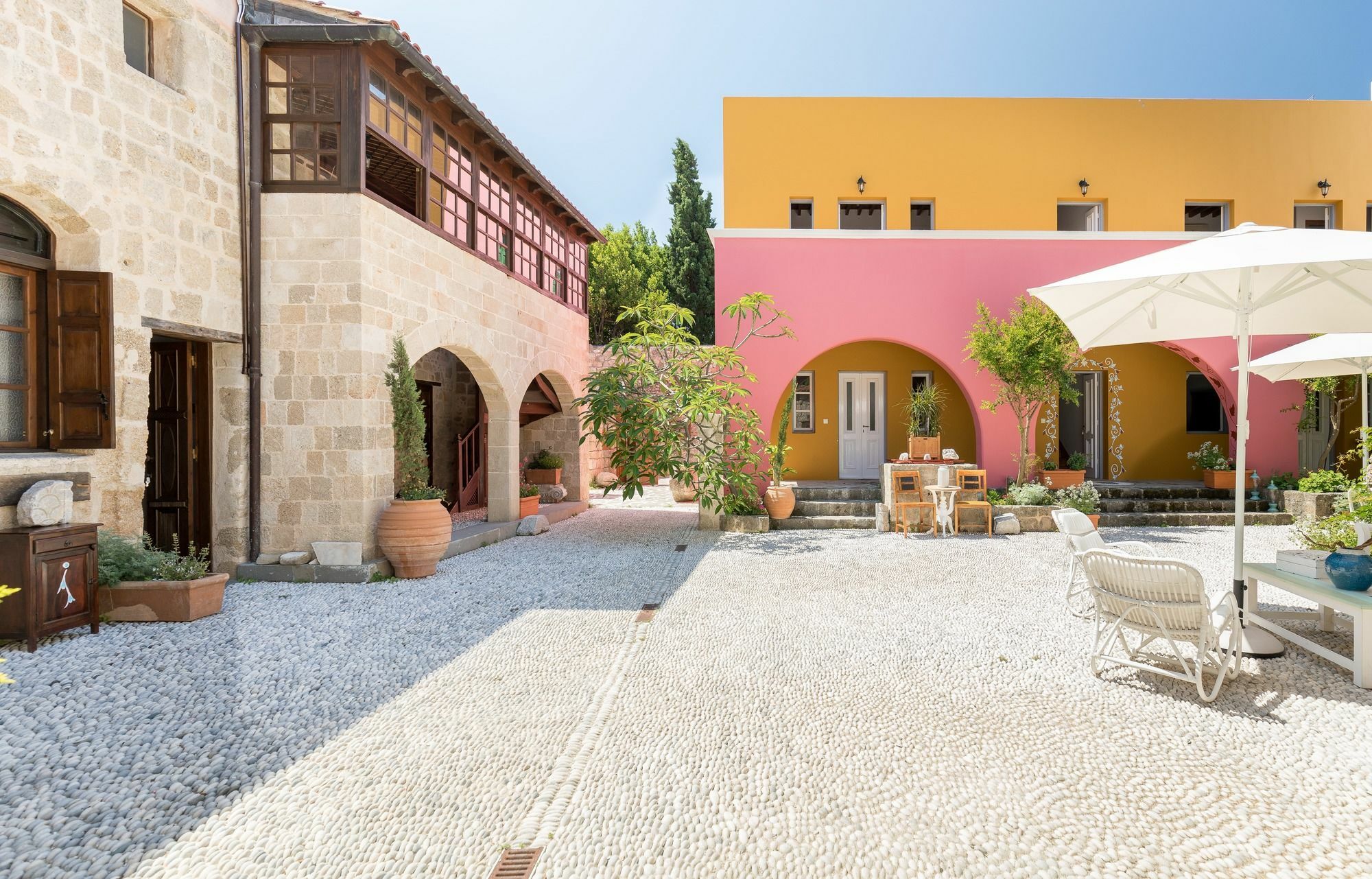 Saint Artemios Hotel And Oriental Suites Rhodes City Екстериор снимка